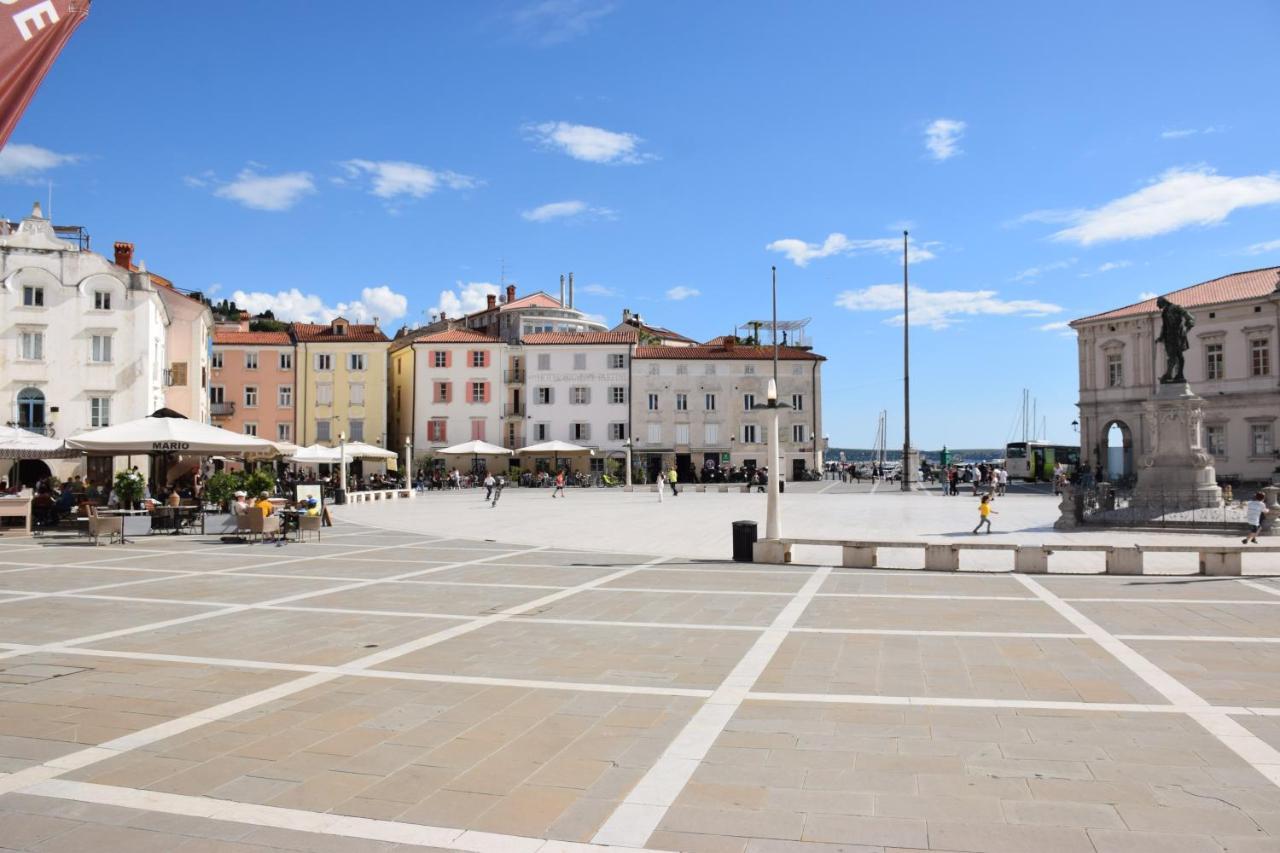 Apartments Rosso Piran. Bagian luar foto